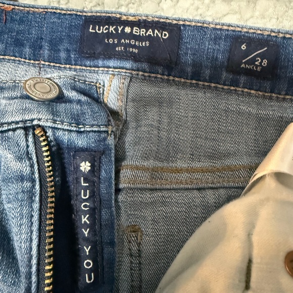 Lucky Brand Women's Blue Skinny Jeans - Picture 3 of 3
